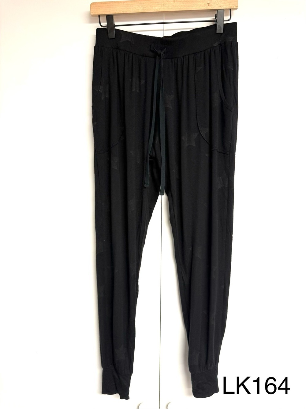 Terez Black Tonal Star Print Jogger Pants Small